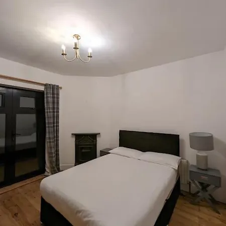 Cozy 2 Beds Brentwood Flat Apartment Exterior photo