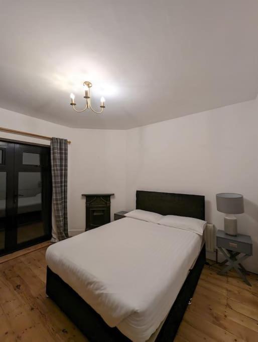 Apartment Cozy 2 Beds Flat
